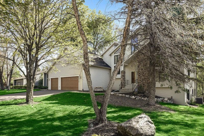 13176 Heritage Way, Apple Valley, MN 55124