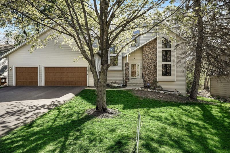 13176 Heritage Way, Apple Valley, MN 55124