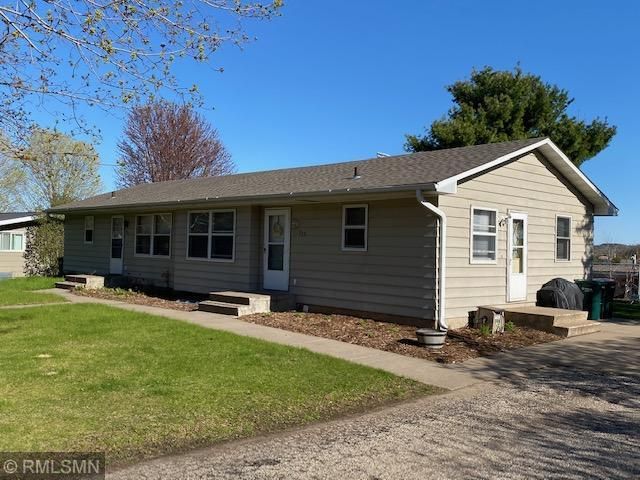 321 - 323 E Johnson St, River Falls, WI 54022