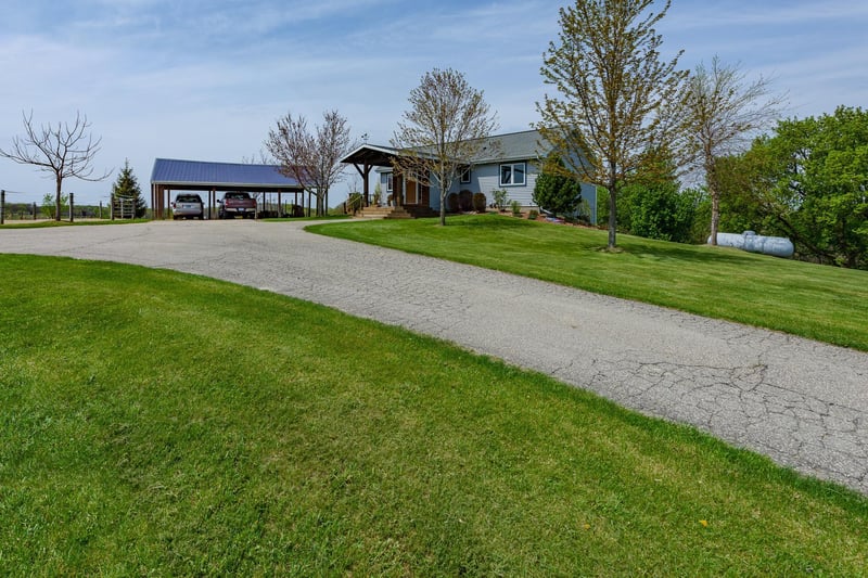 13536 Groveland Trl, Lonsdale, MN 55046
