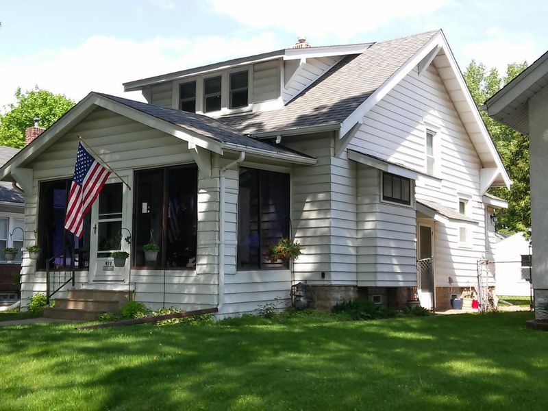 972 Cherokee Ave, West Saint Paul, MN 55118