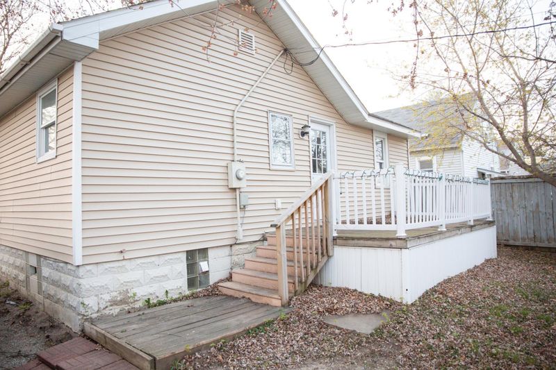 713 9th St SE, Austin, MN 55912