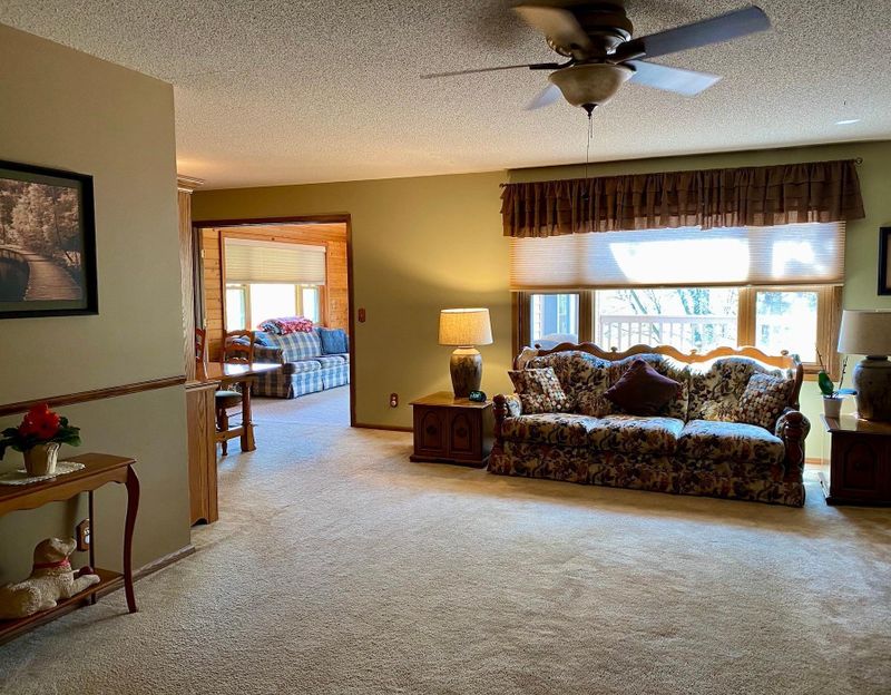 13655 Hershey Ct, Apple Valley, MN 55124