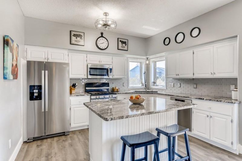 13915 Jasmine Way, Rogers, MN 55374