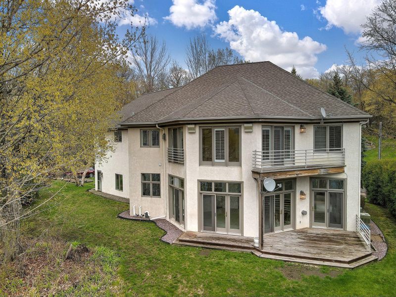 537 Park Ln, Long Lake, MN 55356