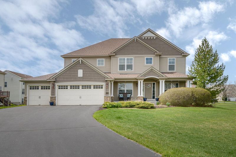 2130 Pembina Ln, Shakopee, MN 55379