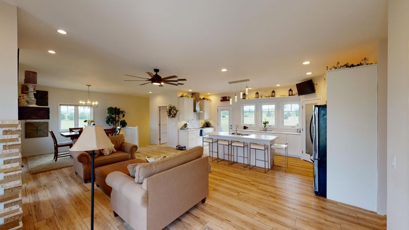N13065 Schubert Rd, Trempealeau, WI 54661