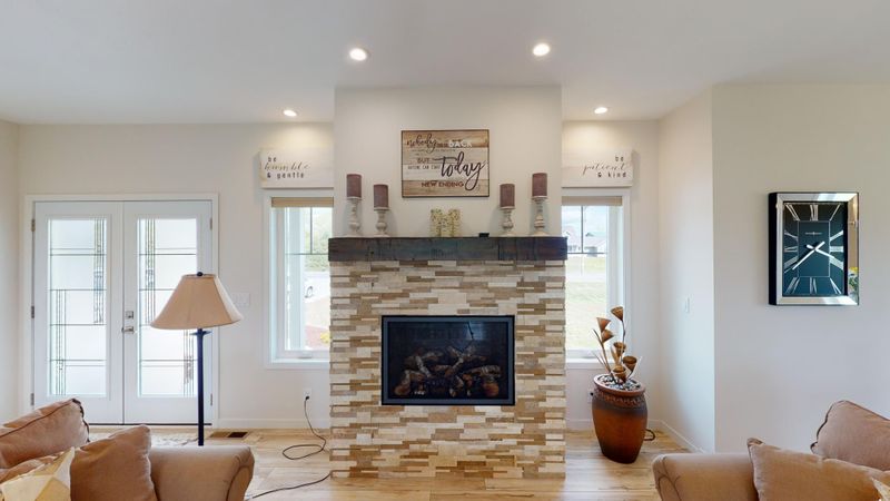 N13065 Schubert Rd, Trempealeau, WI 54661