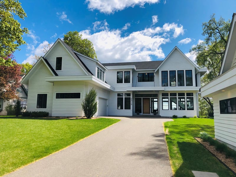 2315 Huntington Point Rd E, Wayzata, MN 55391