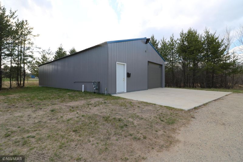 3469 Division St W, Bemidji, MN 56601