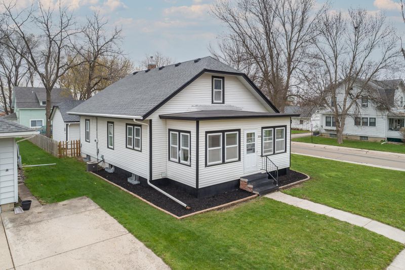 304 Plainview St, Owatonna, MN 55060