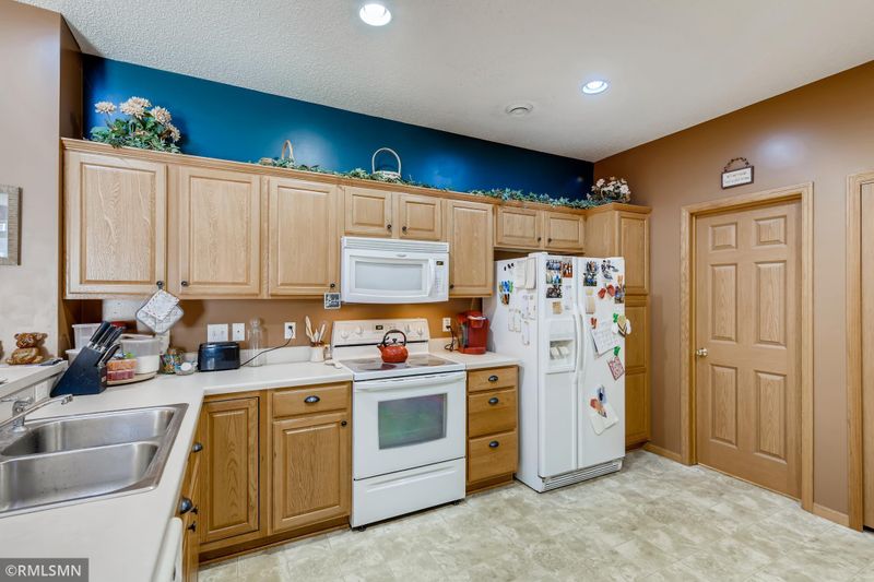 821 10th St S, Buffalo, MN 55313