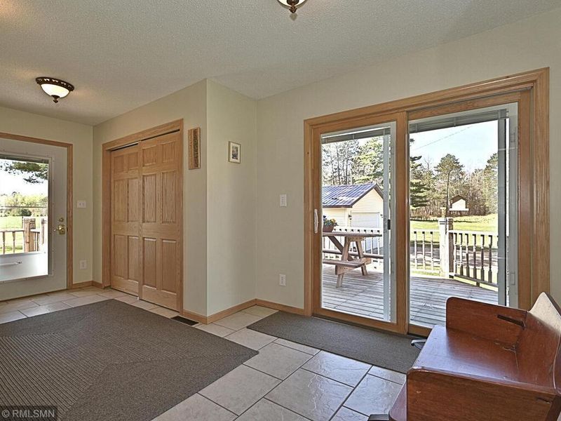 15299 River Rd, Grand Rapids, MN 55744