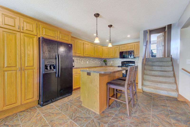 2736 State Ave, Anoka, MN 55303