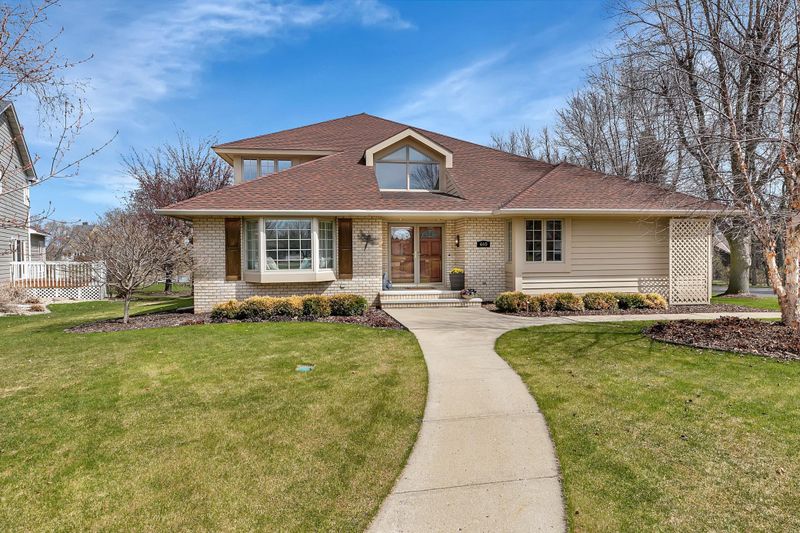 440 7th St NE, Melrose, MN 56352