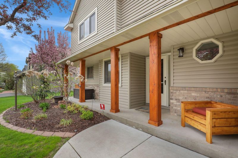 18925 Twilight Trl, Eden Prairie, MN 55346