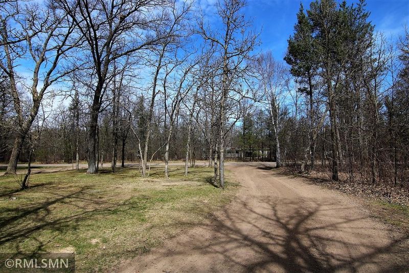 5677 Erin Rd, Brainerd, MN 56401