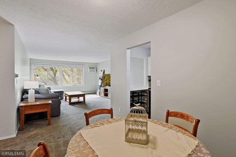 10301 Cedar Lake Rd #312, Minnetonka, MN 55305
