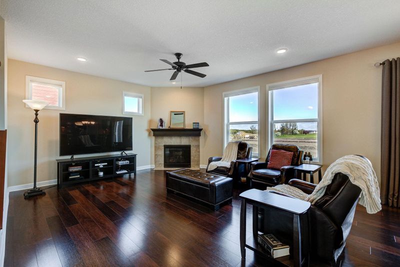 15310 Fair Meadows Ln, Maple Grove, MN 55369