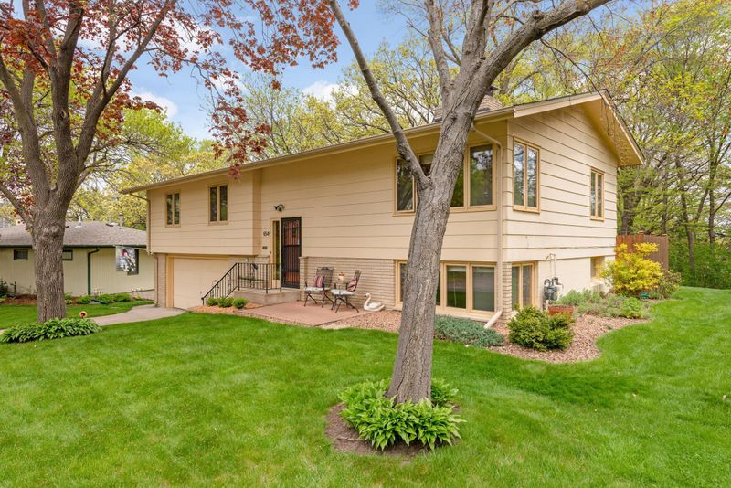 8549 Zenith Rd, Bloomington, MN 55431