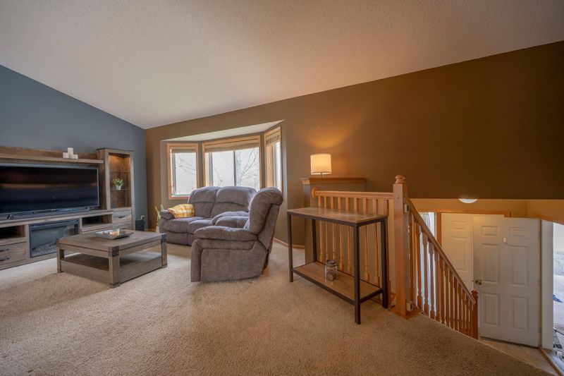 523 Emerson Ave N, Montrose, MN 55363