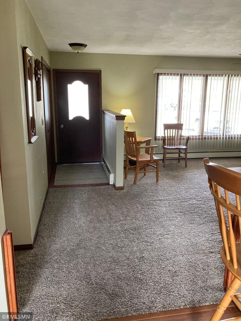 605 S 2nd St S, Ellendale, MN 56026