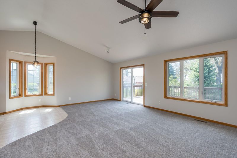 2166 Eagle Ridge Dr, North Mankato, MN 56003