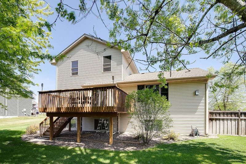 1431 Irvine Dr, Hanover, MN 55341