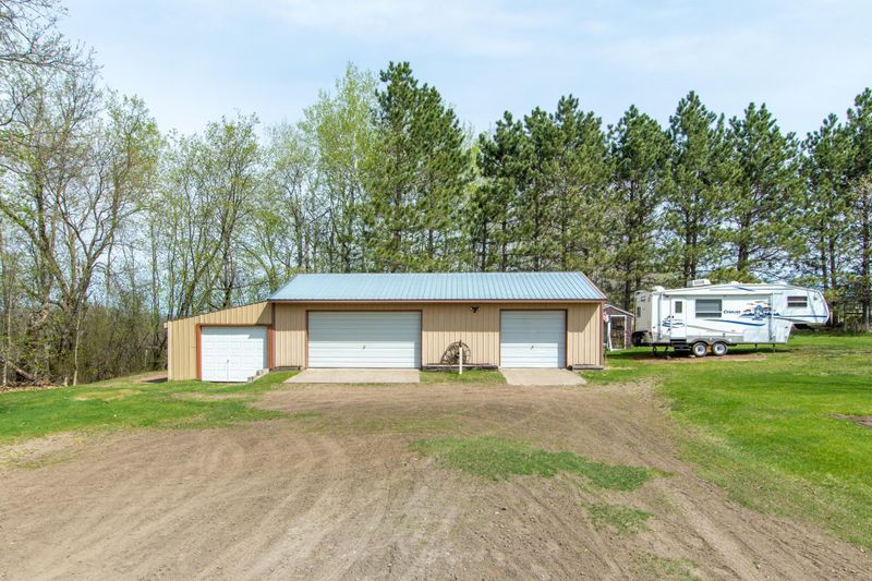 5659 Brook Creek Rd, Brainerd, MN 56401