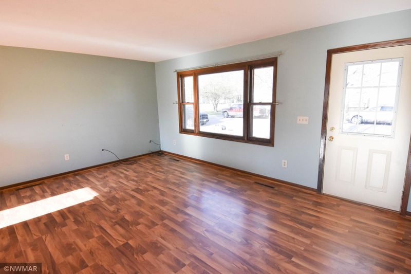 620 Crocker Ave S, Thief River Falls, MN 56701