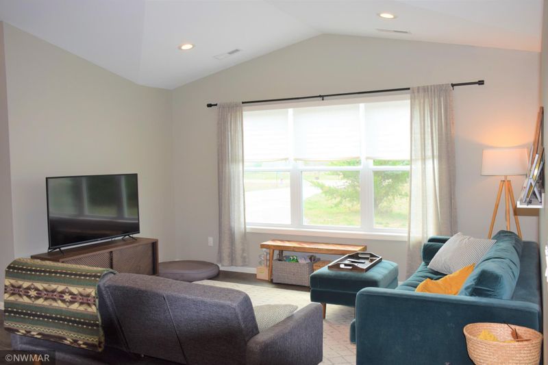 6009 Sullivan Dr NW, Bemidji, MN 56601