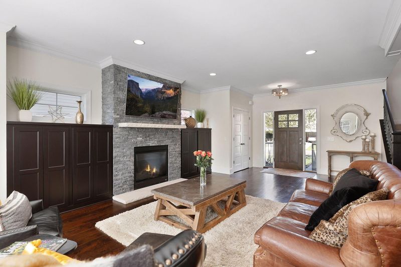 5913 Beard Ave S, Edina, MN 55410