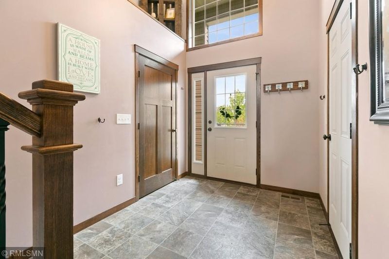 235 Greenway Dr, Delano, MN 55328