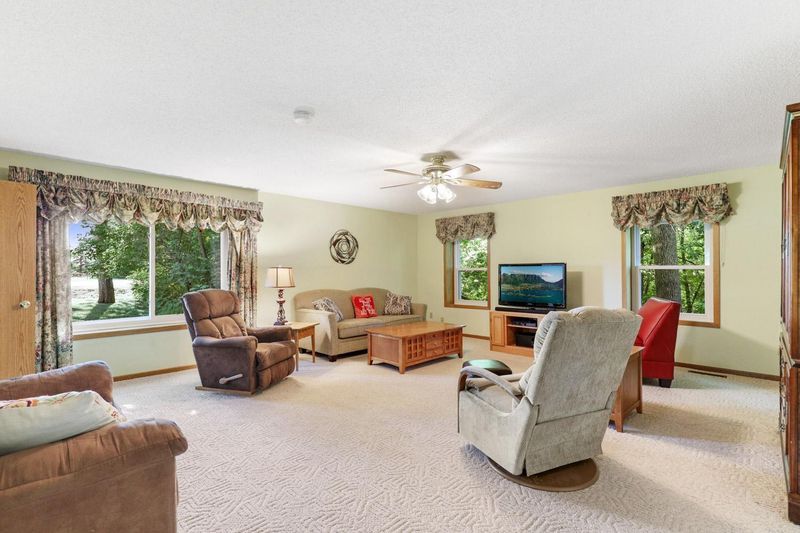 7841 20th Ave, Hugo, MN 55038