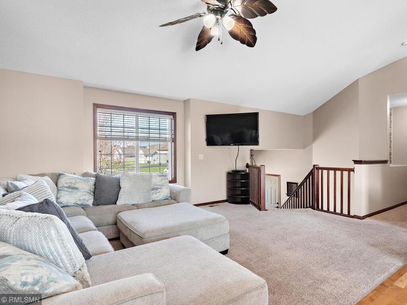 15491 Wintergreen St NW, Andover, MN 55304