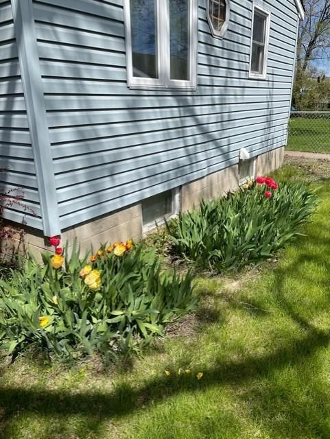 8519 1st Ave S, Bloomington, MN 55420