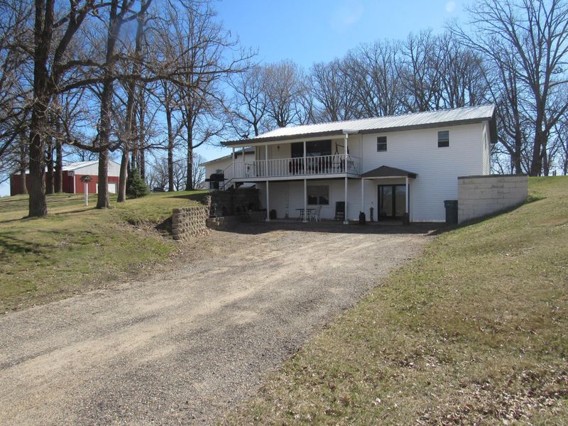 45830 Red Oak Rd, Staples, MN 56479