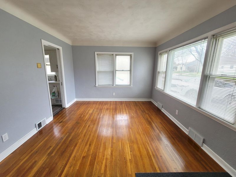2137 Fremont Ave E, Saint Paul, MN 55119