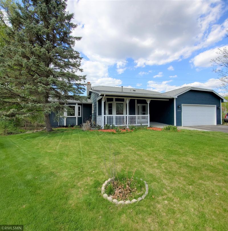 10898 Yellow Pine St NW, Coon Rapids, MN 55433