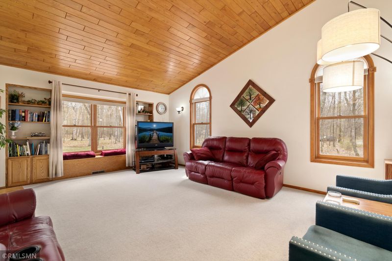 9444 Oak Bluff, Brainerd, MN 56401