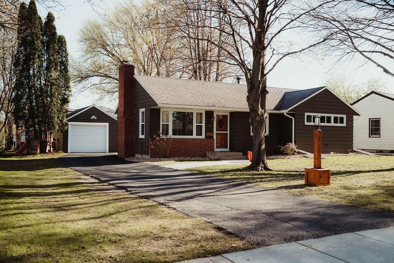 1905 3rd Ave NW, Austin, MN 55912