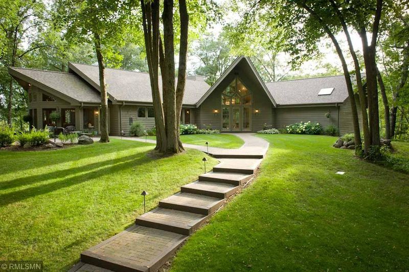929 Bass Lake Rd, Nisswa, MN 56468