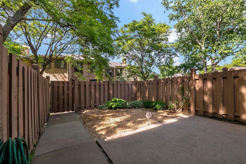 3620 Independence Ave S #91, Saint Louis Park, MN 55426