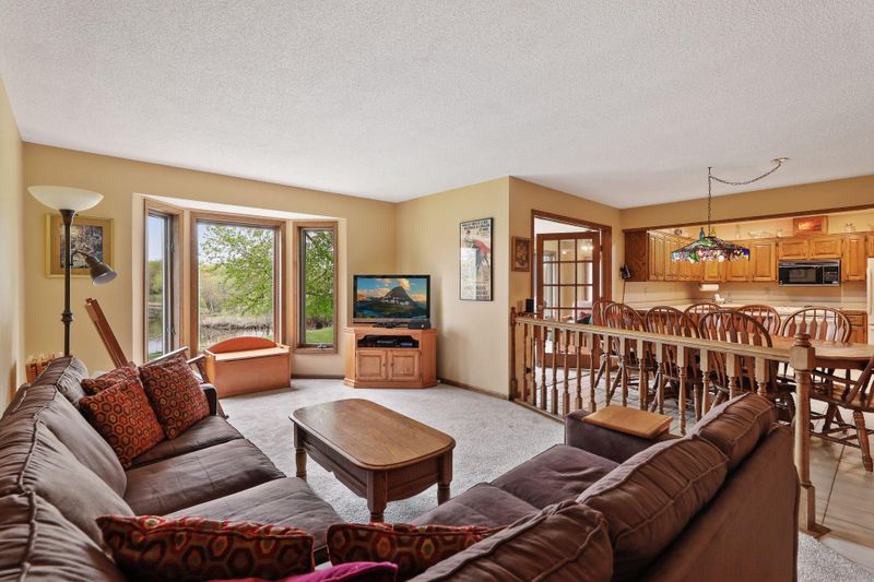 10633 Drake St NW, Coon Rapids, MN 55433