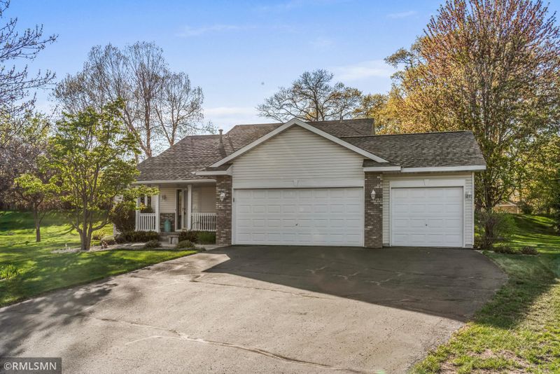 19494 Seymour St NW, Elk River, MN 55330