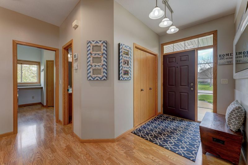 339 5th Ave NE, Lonsdale, MN 55046