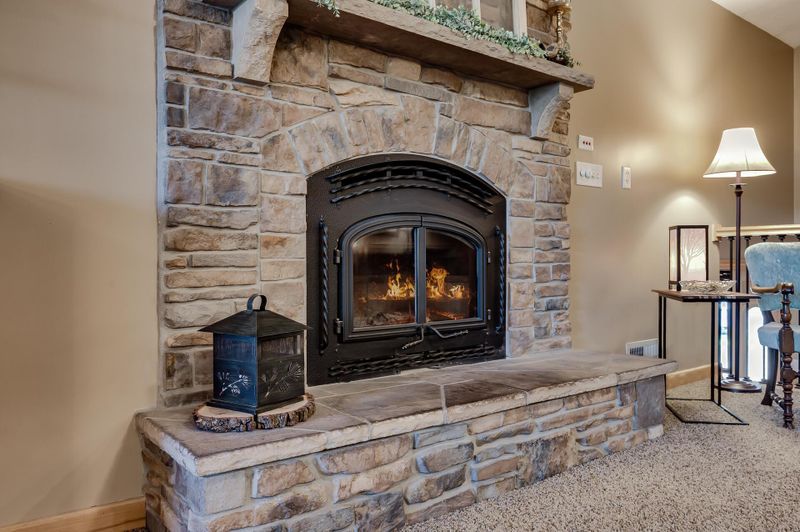5470 Feather Ct, White Bear Lake, MN 55110