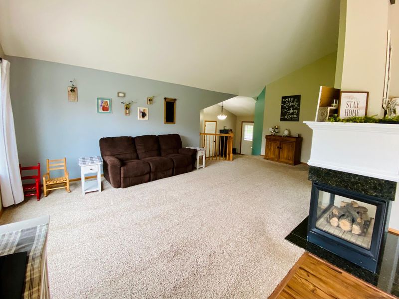 3100 Eagle Ridge Dr E, Willmar, MN 56201