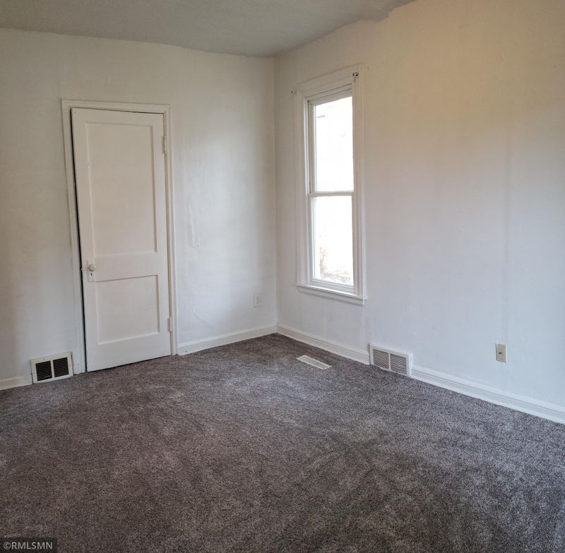 1865 Maryland Ave E, Saint Paul, MN 55119