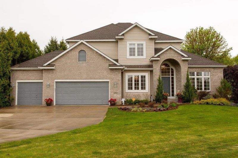 4353 Jessica Ct, Eagan, MN 55123